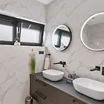 Gabi By 4*